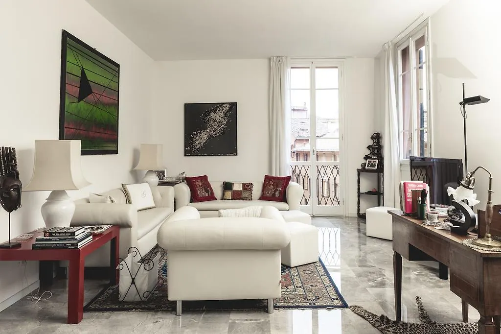 La Secchia Rapita Bed & Breakfast Bologna 0*,